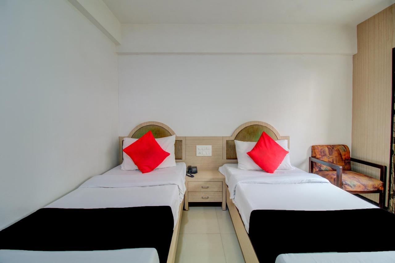 Capital O 76484 Hotel Balwas International Mumbai Exterior foto
